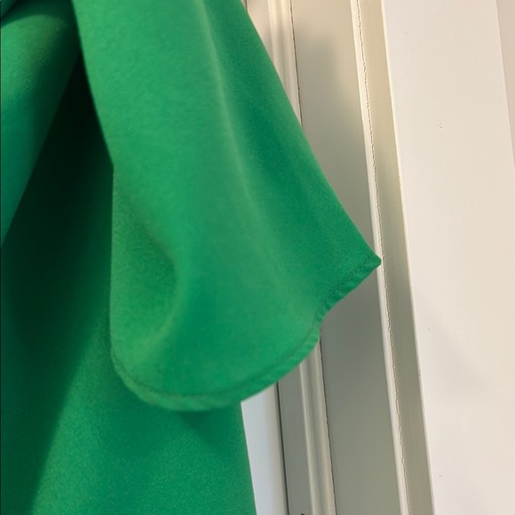 Green Ruched Blouse with Short Sleeves - Picture 4 of 9